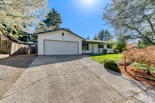 1120 SE Spruce Ct, Gresham, OR 97080 - Photo 2