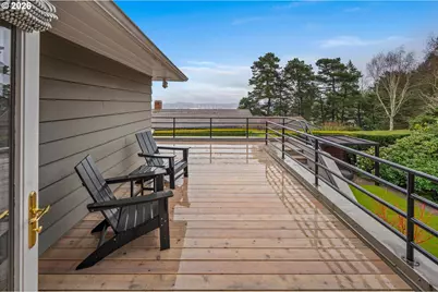 2878 NW Cumberland Rd, Portland, OR 97210 - Photo 30