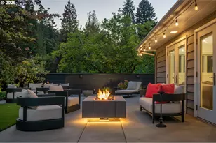 2878 NW Cumberland Rd, Portland, OR 97210 - Photo 6