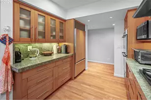 2878 NW Cumberland Rd, Portland, OR 97210 - Photo 20