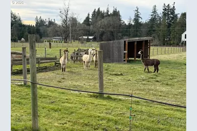 1483 SW Hoffman Rd, West Linn, OR 97068 - Photo 2
