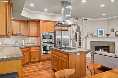 2003 NW Village Cir, Portland, OR 97229 - Photo 8