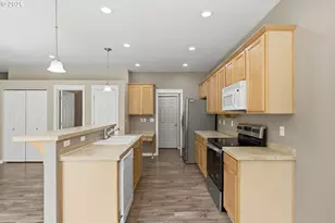 21868 NE Heartwood Cir, Fairview, OR 97024 - Photo 14