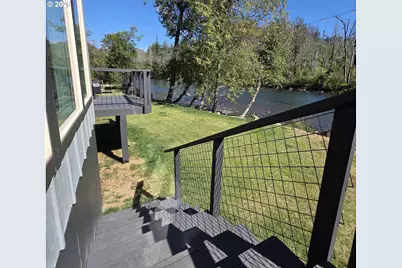 49894 McKenzie Hwy, Vida, OR 97488 - Photo 10