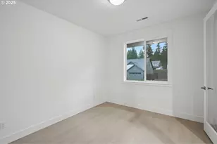 5568 N 93rd Ave, Camas, WA 98607 - Photo 6