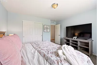 518 W 12th Way, La Center, WA 98629 - Photo 34
