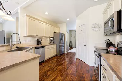 518 W 12th Way, La Center, WA 98629 - Photo 16
