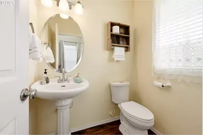 518 W 12th Way, La Center, WA 98629 - Photo 26