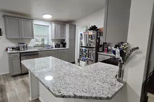 87860 Territorial Rd, Veneta, OR 97487 - Photo 4