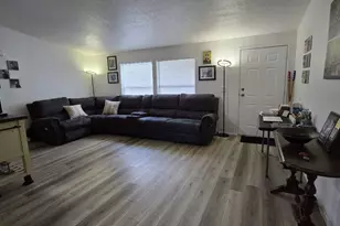 87860 Territorial Rd, Veneta, OR 97487 - Photo 8