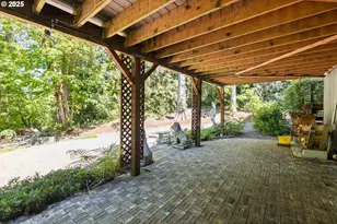 560 SE 59th Ct, Hillsboro, OR 97123 - Photo 42