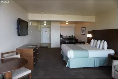 88416 1st Ave #401, Florence, OR 97439 - Photo 14