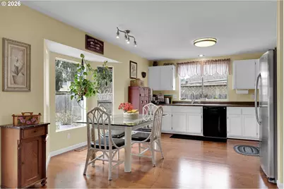 4452 Jessica Dr, Springfield, OR 97478 - Photo 14