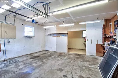 736 E Dalke St, Monmouth, OR 97361 - Photo 38