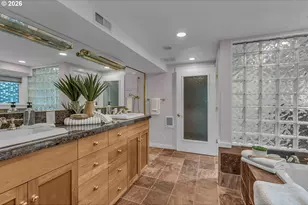 7825 SW Hall Blvd, Beaverton, OR 97008 - Photo 22