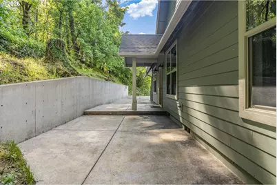 733 Queens Ave, Creswell, OR 97426 - Photo 34