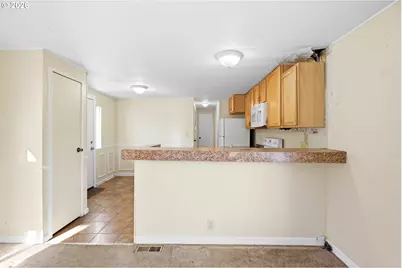 17154 SW Eldorado Dr, Tigard, OR 97224 - Photo 8