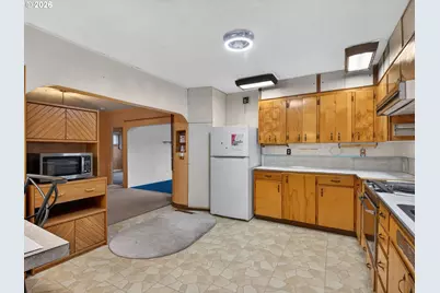 453 NE Yamhill St, Willamina, OR 97396 - Photo 14