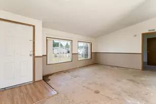 480 SW Shelton St, McMinnville, OR 97128 - Photo 4