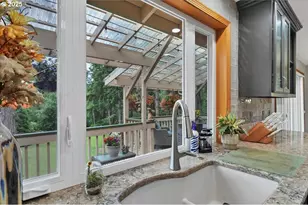 9076 Daleview Rd, Salem, OR 97317 - Photo 16