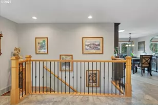 9076 Daleview Rd, Salem, OR 97317 - Photo 8