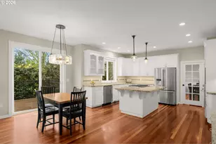 14240 NW Harbor Ln, Portland, OR 97229 - Photo 16