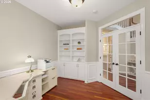 14240 NW Harbor Ln, Portland, OR 97229 - Photo 24