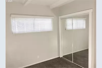 2536 NE Hoyt St, Portland, OR 97232 - Photo 48