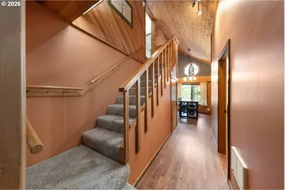 320 Rays Ln, Tenmile, OR 97481 - Photo 10