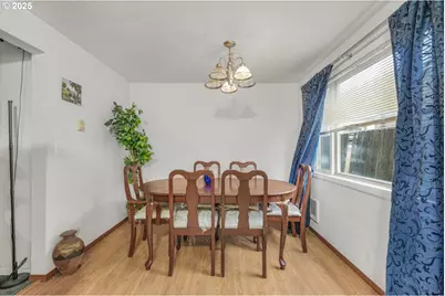 664 Thompson Ave, Salem, OR 97301 - Photo 8