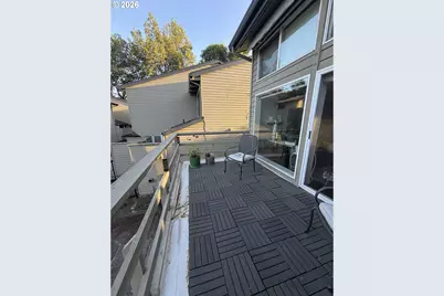 327 Country Club Rd, Eugene, OR 97401 - Photo 32