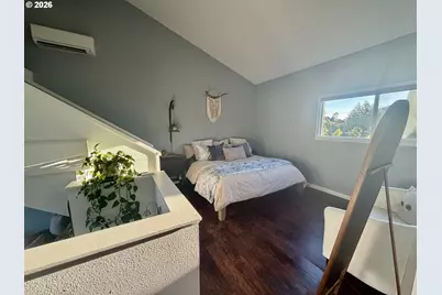 327 Country Club Rd, Eugene, OR 97401 - Photo 20