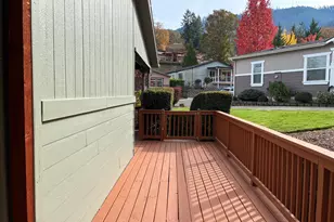 393 Knoll Terrace Dr, Canyonville, OR 97417 - Photo 26