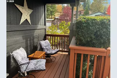 393 Knoll Terrace Dr, Canyonville, OR 97417 - Photo 30