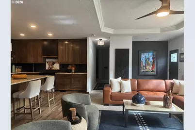 393 Knoll Terrace Dr, Canyonville, OR 97417 - Photo 2