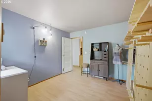 1902 6th St, Tillamook, OR 97141 - Photo 22