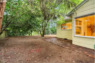 105 NE 66th Ave, Portland, OR 97213 - Photo 34