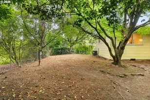 105 NE 66th Ave, Portland, OR 97213 - Photo 36