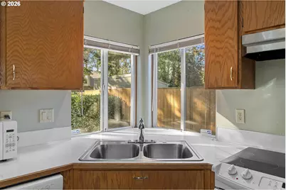 8414 SW Langtree St, Portland, OR 97224 - Photo 8
