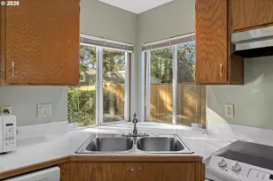 8414 SW Langtree St, Portland, OR 97224 - Photo 8