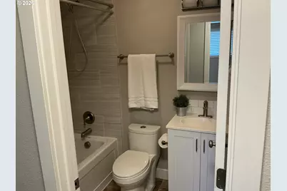 3920 NE Pacific Way, Vancouver, WA 98662 - Photo 8