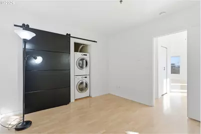 325 NW Uptown Ter #1A, Portland, OR 97210 - Photo 34