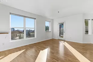 325 NW Uptown Terrace, Portland, OR 97210 - Photo 18