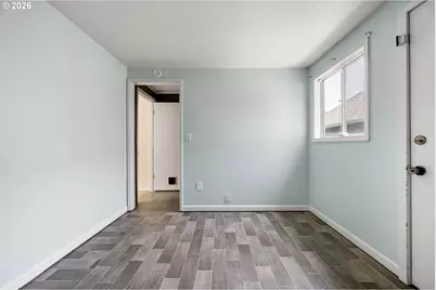 335 Kourt Dr, Eugene, OR 97404 - Photo 18