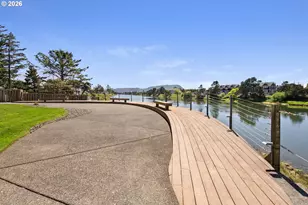 1000 N Holladay Dr, Seaside, OR 97138 - Photo 42