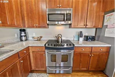 1000 N Holladay Dr #309, Seaside, OR 97138 - Photo 8