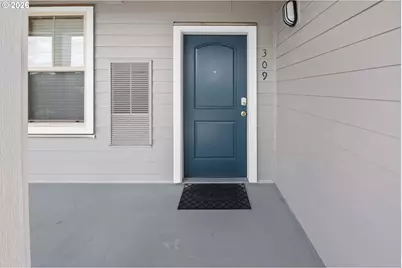 1000 N Holladay Dr #309, Seaside, OR 97138 - Photo 4