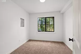 3797 SW Iowa St, Portland, OR 97221 - Photo 32