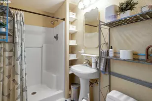 1318 SE Beaver Creek Ln, Troutdale, OR 97060 - Photo 20