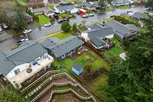 1318 SE Beaver Creek Ln, Troutdale, OR 97060 - Photo 30